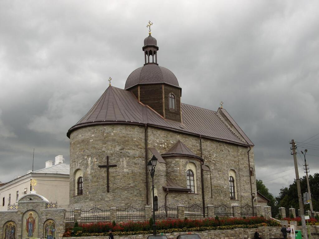Апартаменти В Старому Місті Sweet House Kamianets-Podilskyi Exterior foto